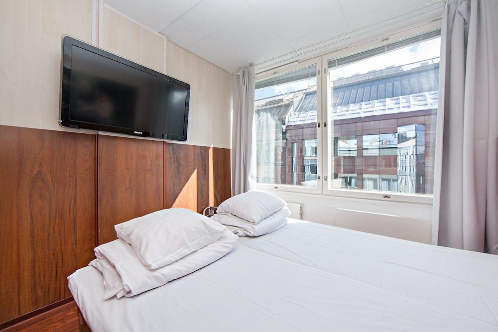 Hotel Omena Loennrotinkatu 3*